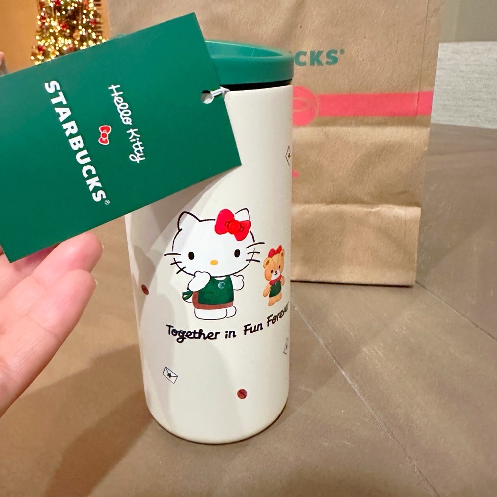 Starbucks Hello Kitty